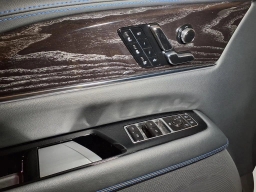 Cadillac Escalade IQL Luxury AWD 4dr 2026