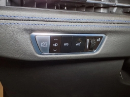 Cadillac Escalade IQL Luxury AWD 4dr 2026