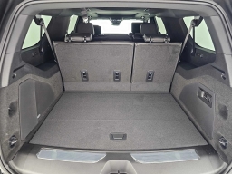Cadillac Escalade ESV RWD Luxury 4dr 2026
