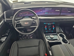 Cadillac Escalade ESV RWD Luxury 4dr 2026
