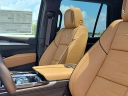 Cadillac Escalade 4WD Luxury 4dr 2026