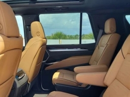 Cadillac Escalade 4WD Luxury 4dr 2026