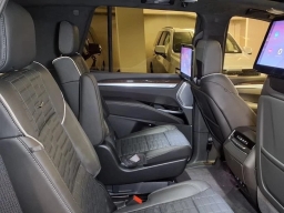 Cadillac Escalade 4WD Platinum Sport 4dr 2026