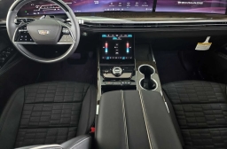 Cadillac Escalade 4WD Platinum Sport 4dr 2026
