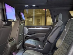 Cadillac Escalade 4WD Platinum Sport 4dr 2026