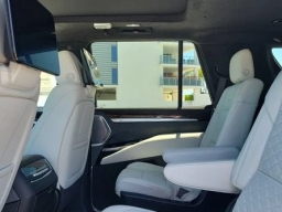 Cadillac Escalade 4WD Platinum Sport 4dr 2026