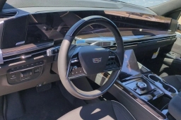 Cadillac Escalade ESV 4WD Luxury 4dr 2026