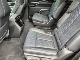Cadillac Escalade IQ Luxury AWD 4dr 2026