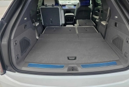 Cadillac Escalade IQ Luxury AWD 4dr 2026