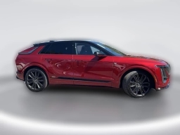 Cadillac LYRIQ LYRIQ-V Premium 4dr 2026