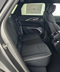 Cadillac LYRIQ LYRIQ-V Premium 4dr 2026