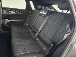Cadillac LYRIQ LYRIQ-V Premium 4dr 2026