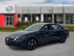 Nissan Altima SR FWD 2026