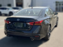 Nissan Altima SR FWD 2026