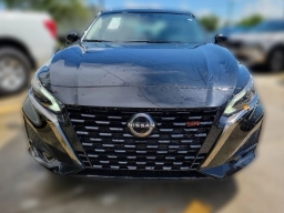 Nissan Altima SR FWD 2026