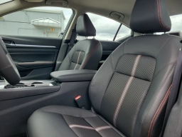 Nissan Altima SR FWD 2026