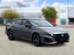 Nissan Altima SR FWD 2026