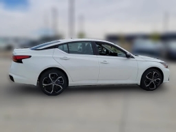 Nissan Altima SR AWD 2026
