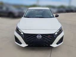 Nissan Altima SR AWD 2026