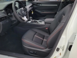 Nissan Altima SR AWD 2026