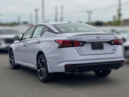 Nissan Altima SR AWD 2025