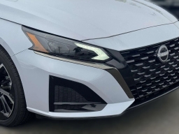 Nissan Altima SR AWD 2025