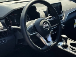 Nissan Altima SV FWD 2026