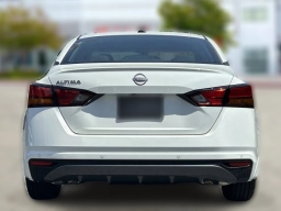 Nissan Altima SV FWD 2026