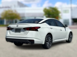 Nissan Altima SV FWD 2026