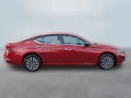 Nissan Altima SV FWD 2025