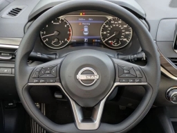 Nissan Altima SV FWD 2025