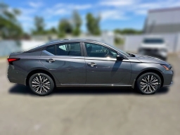 Nissan Altima SV AWD 2026