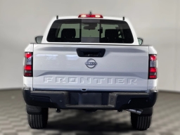 Nissan Frontier S King Cab 4x2 2026