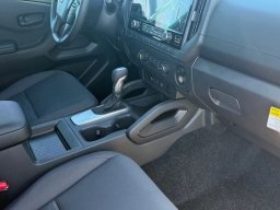 Nissan Frontier S King Cab 4x2 2026