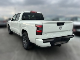 Nissan Frontier SV Crew Cab 4x2 2025