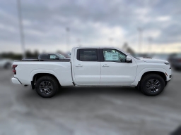 Nissan Frontier SV Crew Cab 4x2 2025