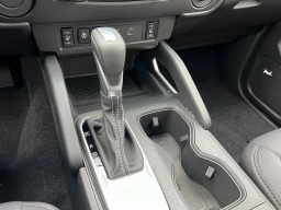 Nissan Frontier SV Crew Cab 4x2 2025