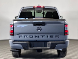 Nissan Frontier SV Crew Cab 4x2 2026