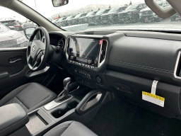 Nissan Frontier SV Crew Cab 4x2 2026