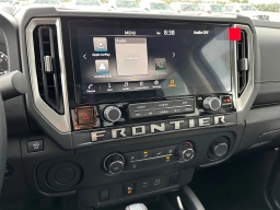 Nissan Frontier SV Crew Cab 4x2 2026