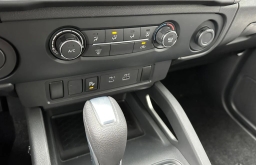 Nissan Frontier SV Crew Cab 4x2 2026