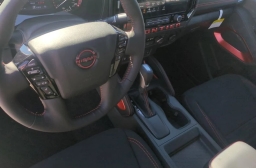 Nissan Frontier PRO-X Crew Cab 4x2 2026