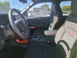 Nissan Frontier PRO-X Crew Cab 4x2 2026