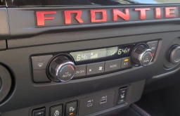 Nissan Frontier PRO-X Crew Cab 4x2 2026