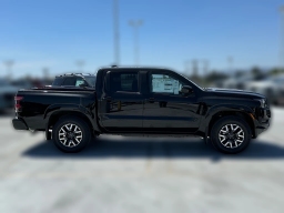 Nissan Frontier SV Crew Cab 4x2 2026