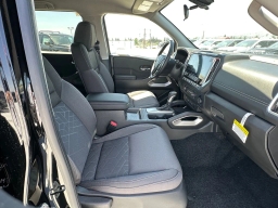 Nissan Frontier SV Crew Cab 4x2 2026