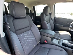 Nissan Frontier SV Crew Cab 4x2 2026