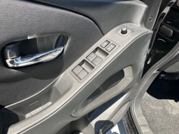 Nissan Frontier SV Crew Cab 4x2 2026