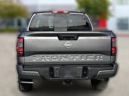 Nissan Frontier SV Crew Cab 4x2 2026