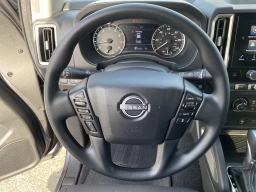 Nissan Frontier SV Crew Cab 4x2 2026